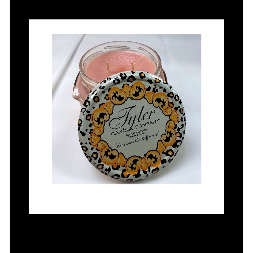 Tyler Candle Company Vignette 11 oz 2-Wick Scented Jar Candle Leopard Lid
